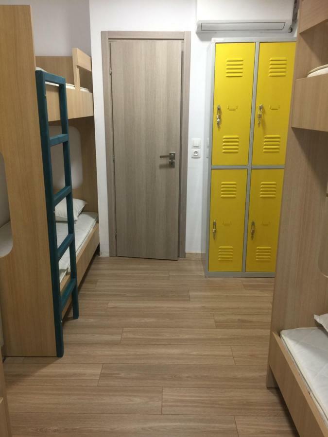 Loutraki Hostel ภายนอก รูปภาพ