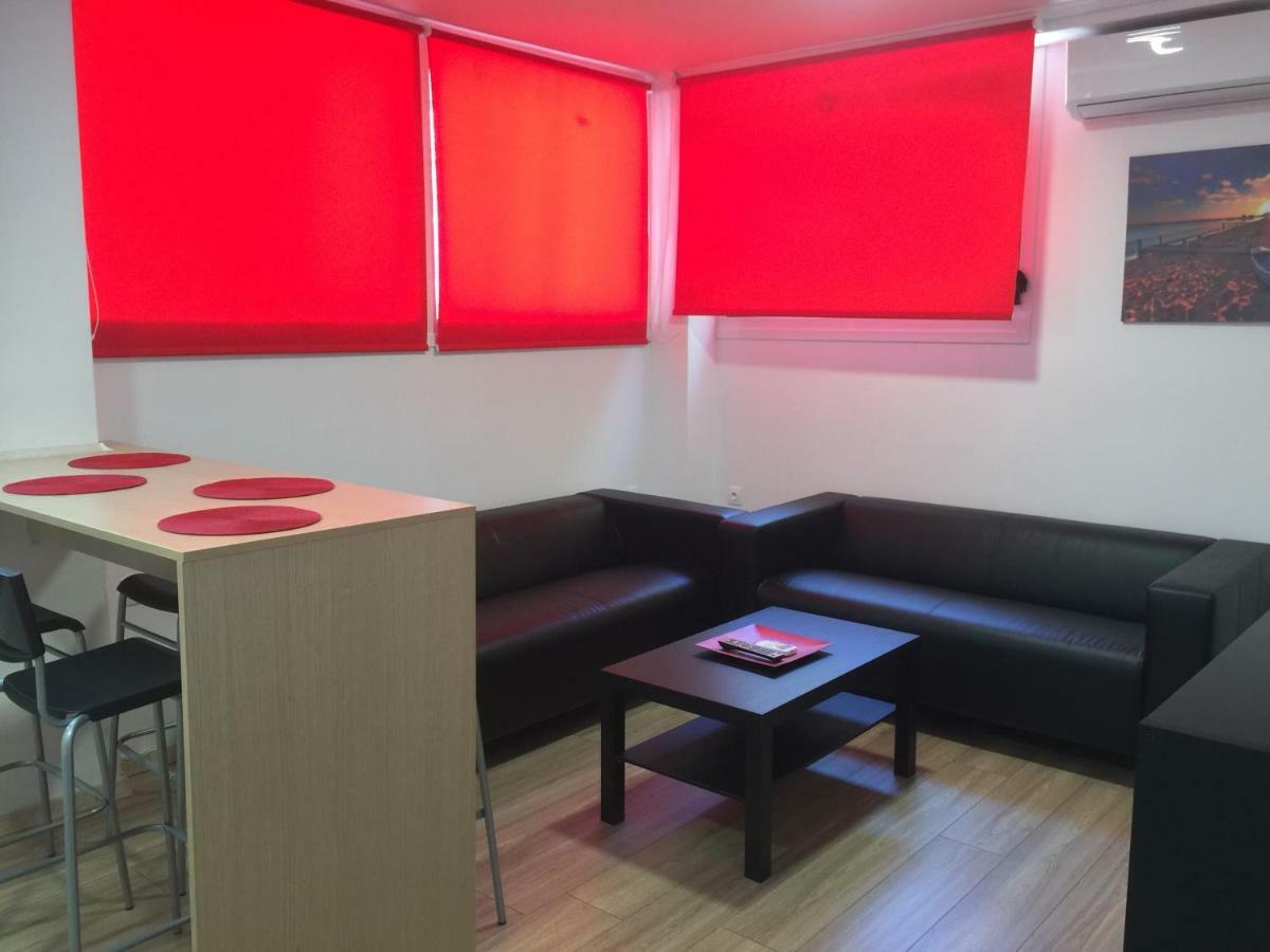 Loutraki Hostel ภายนอก รูปภาพ