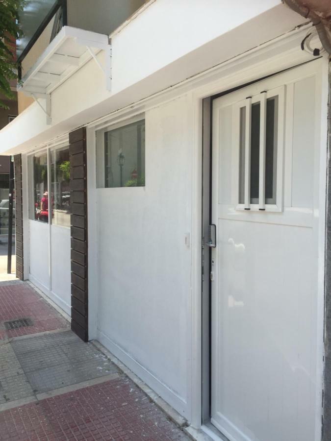 Loutraki Hostel ภายนอก รูปภาพ