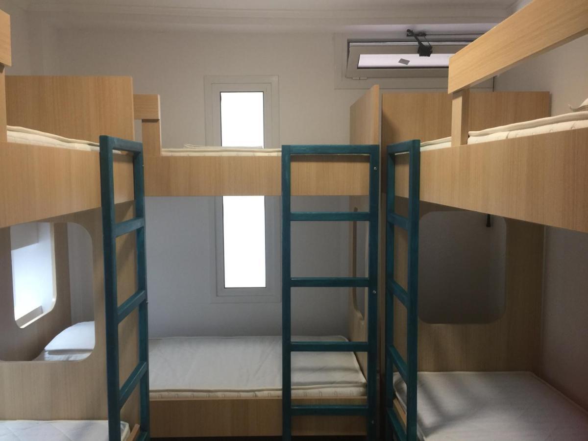 Loutraki Hostel ภายนอก รูปภาพ